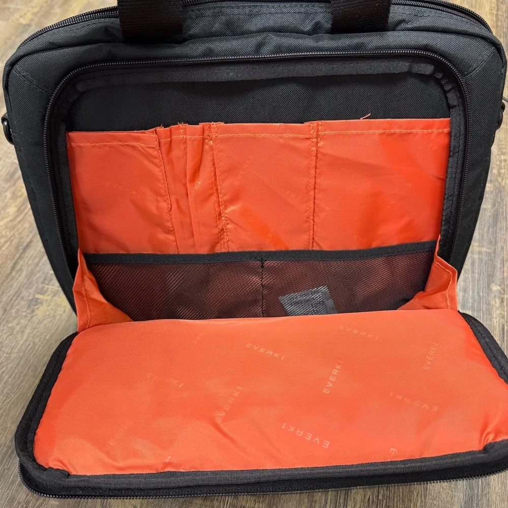Everki Black Laptop Briefcase Messenger‎ Bag Business Travel Office